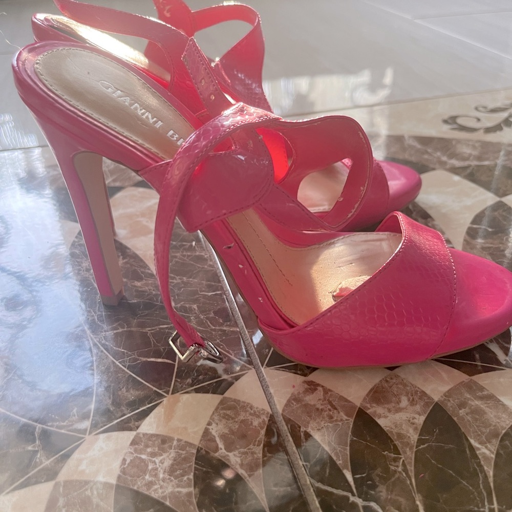 pretty gianni bini pink heels